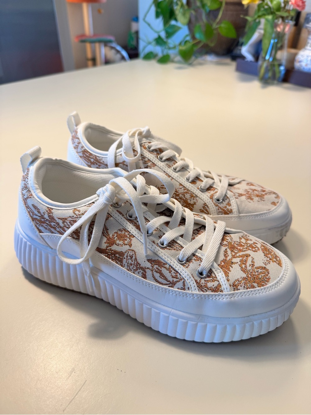 Women’s White and Tan Patterned Platform Sneakers